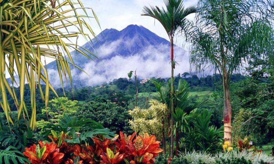 Introducing Loyverse to Entrepreneurs in Costa Rica